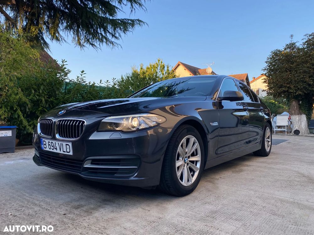BMW Seria 5 518d Aut. - 11