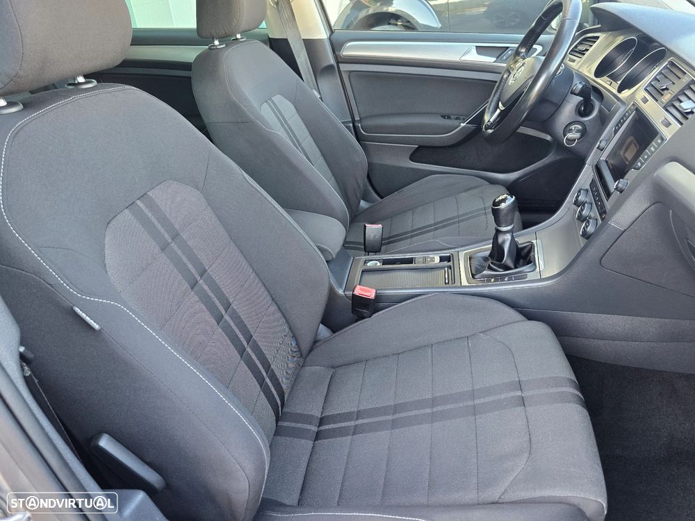 VW Golf 1.6 TDI BlueMotion Lounge - 19
