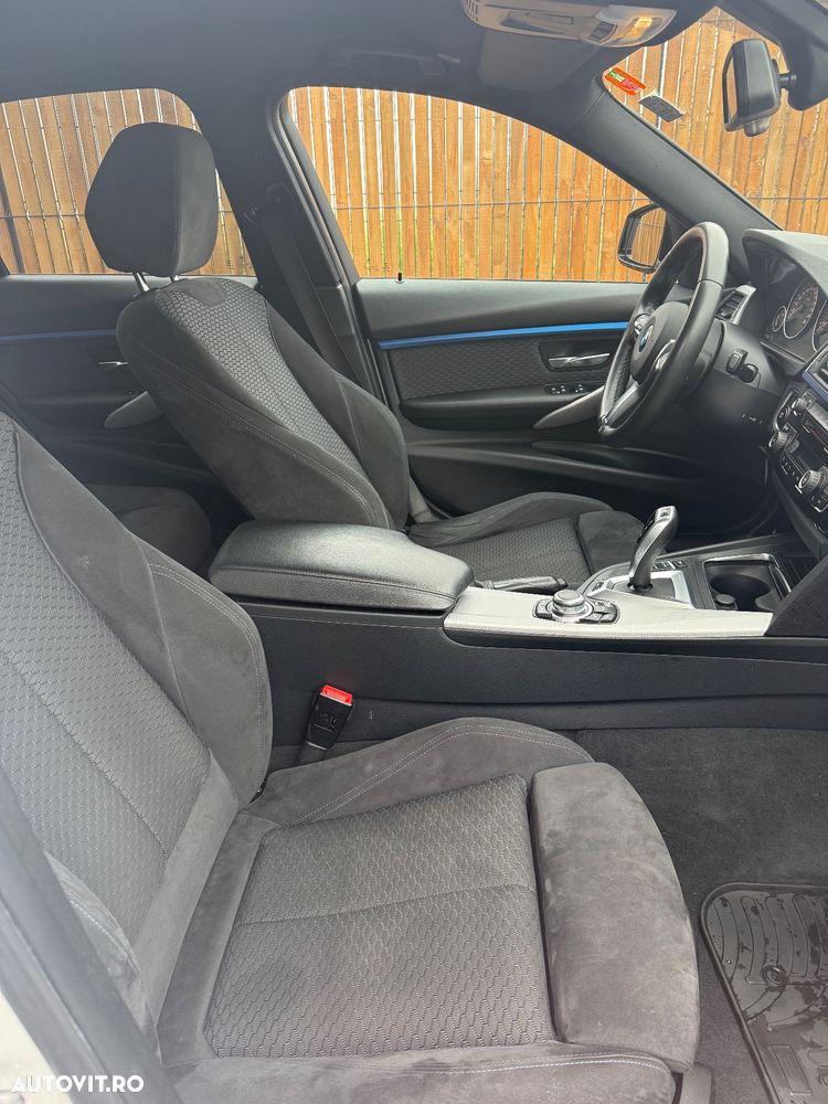 BMW Seria 3 330e iPerformance M Sport - 11