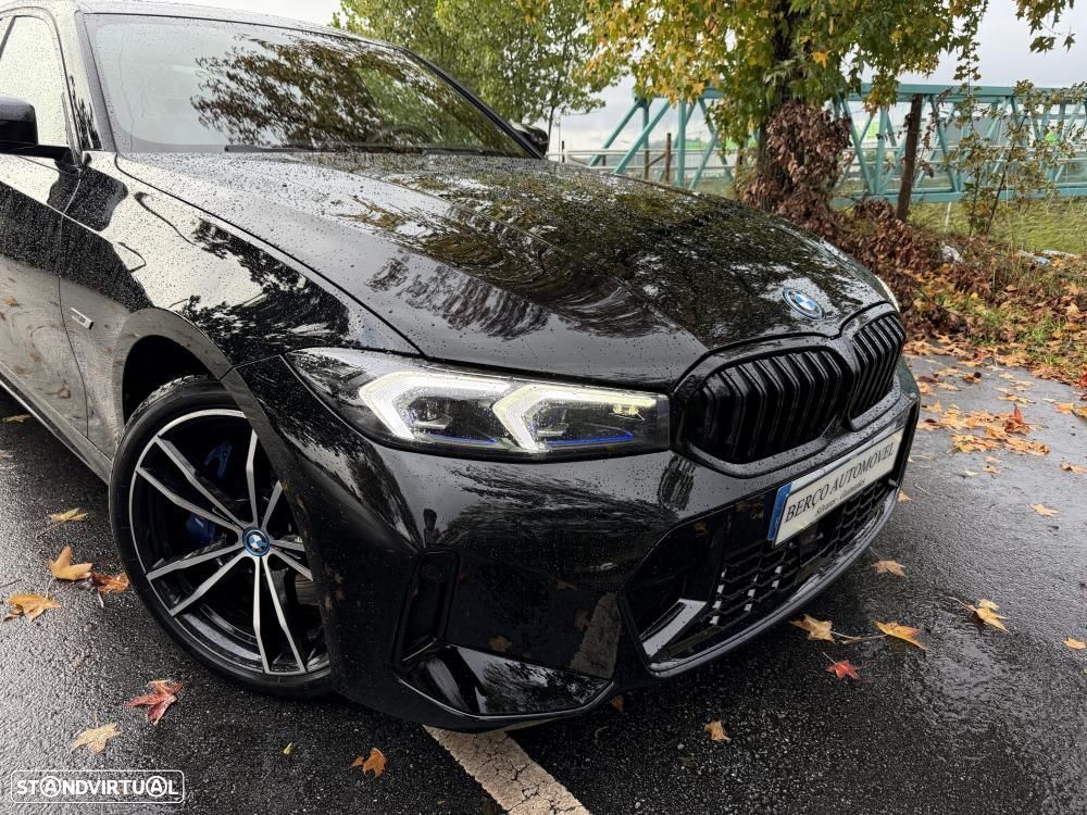 BMW 330 e Pack 50 anos M Auto - 2