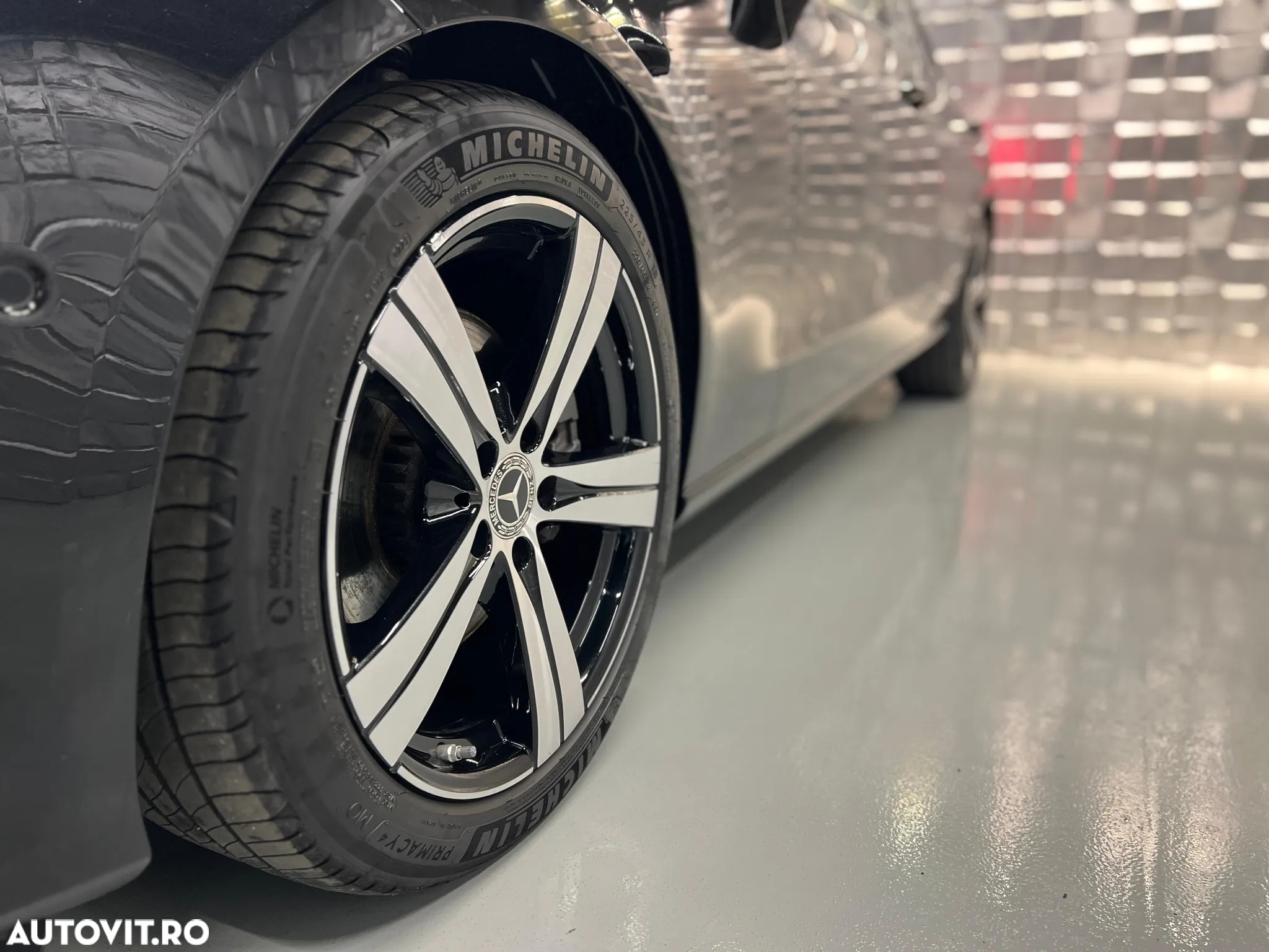 Mercedes-Benz C 220 d 4Matic T 9G-TRONIC - 8
