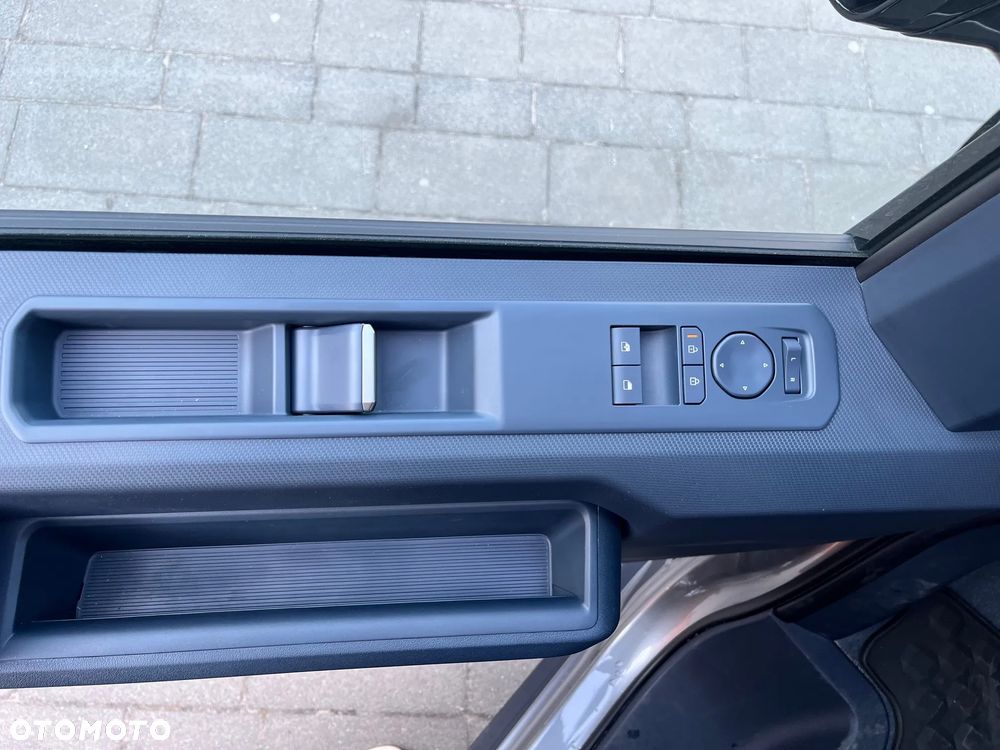 Kia PV5 - 16