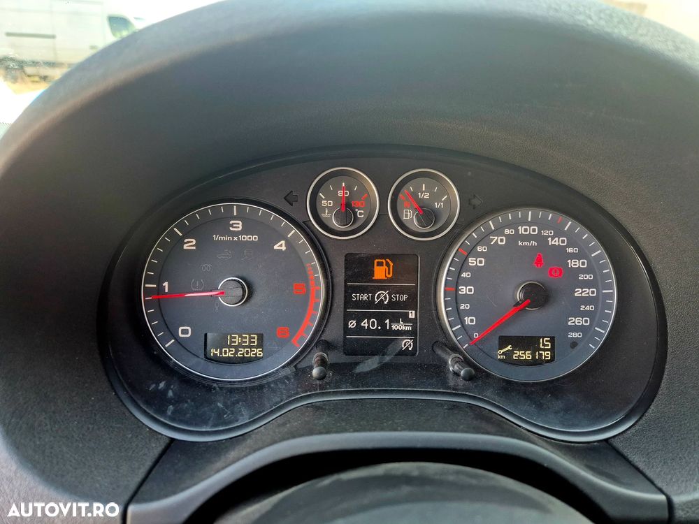 Audi A3 1.6 TDI ack DPF Ambiente - 12