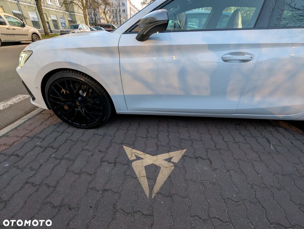 Cupra Leon Sportstourer 2.0 TSI 4Drive VZ DSG - 25