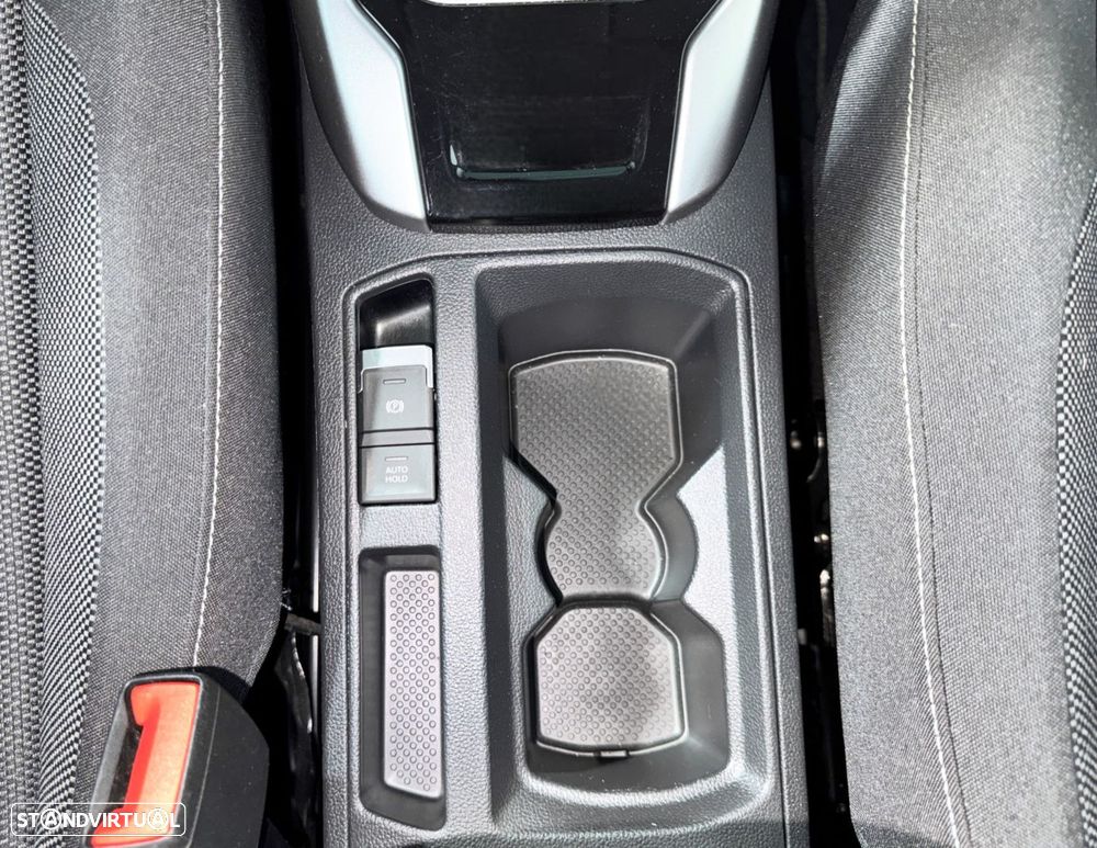 VW T-Roc 1.0 TSI Urban - 10