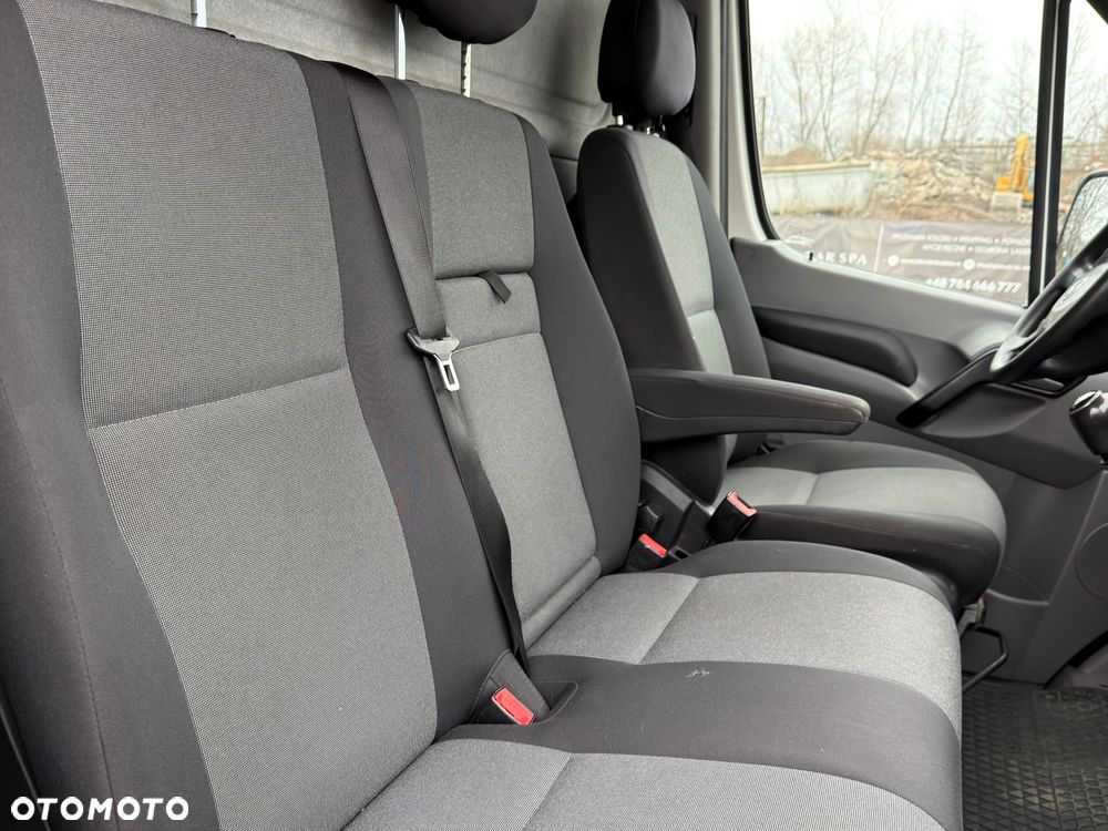 Volkswagen CRAFTER - 14