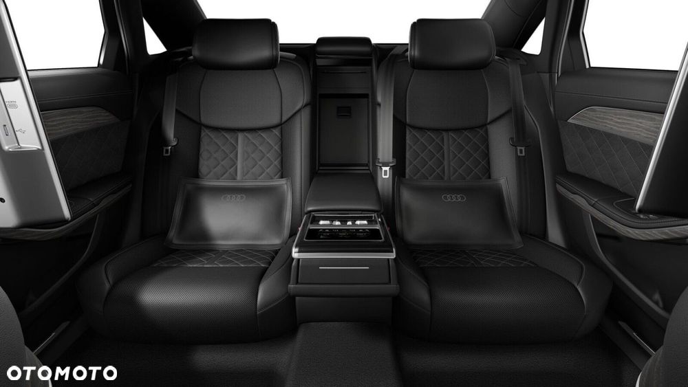 Audi A8 - 11