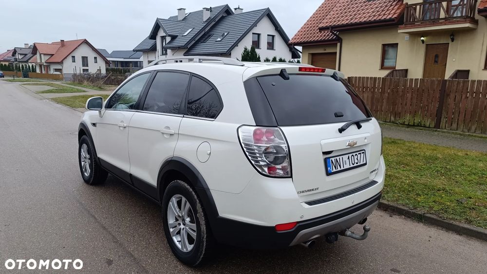 Chevrolet Captiva 2.2 D LT+ - 5