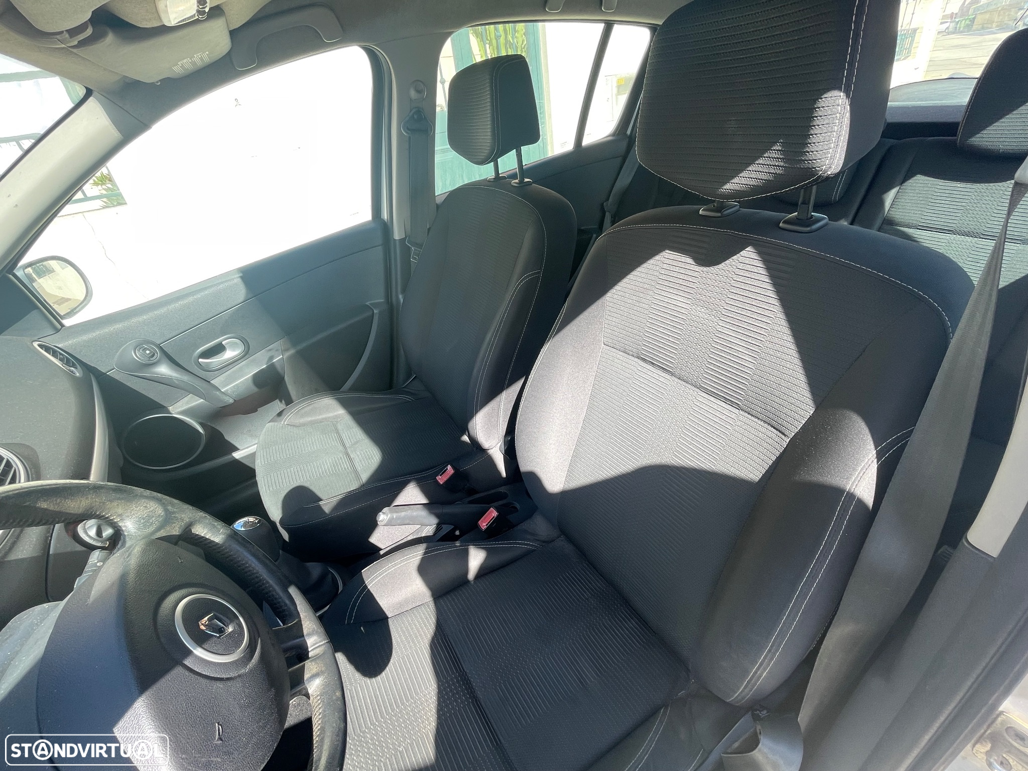 Renault Clio 1.5 dCi Confort - 7