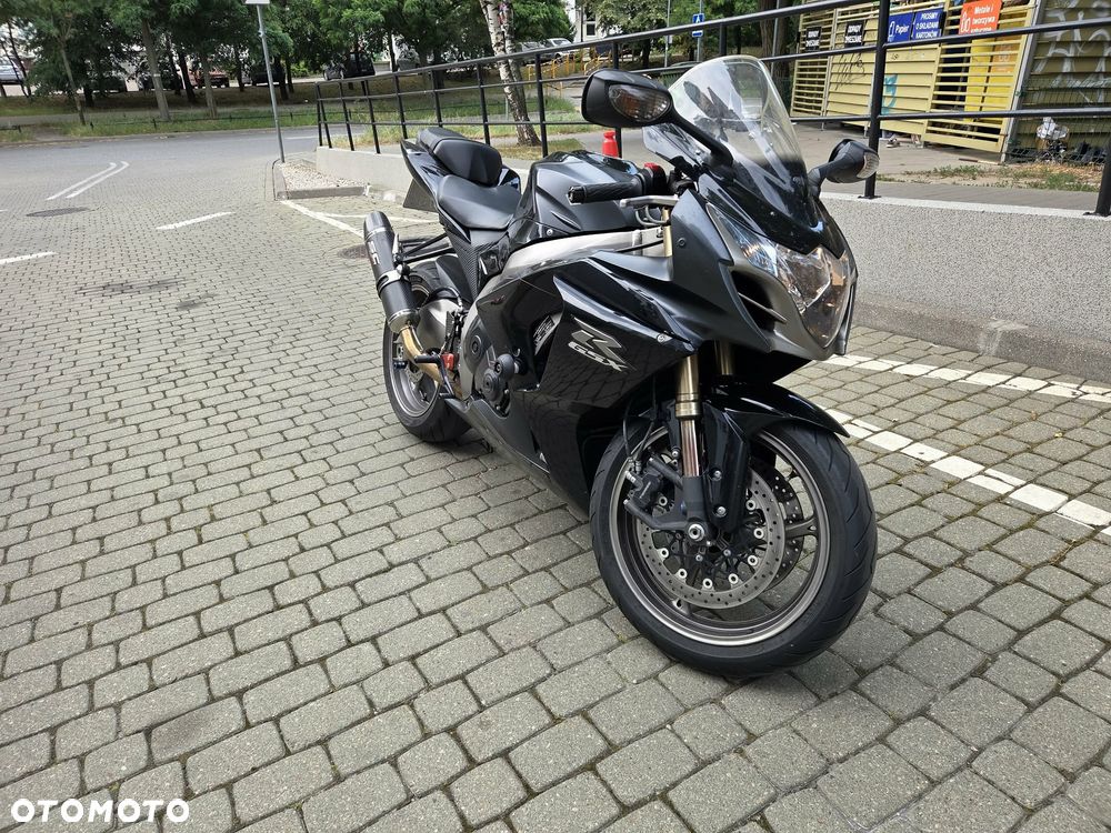 Suzuki GSX-R - 1