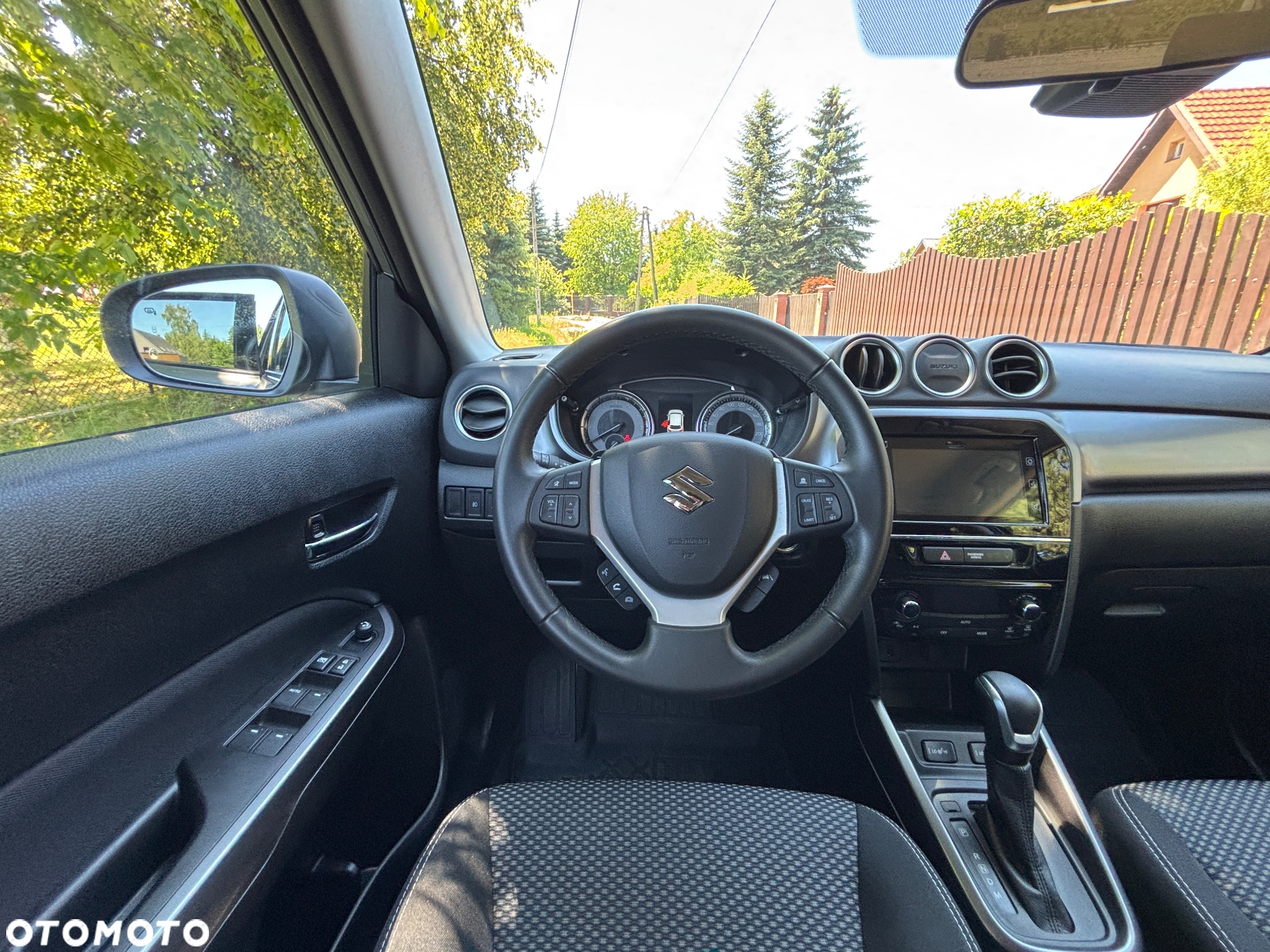 Suzuki Vitara 1.5 DualJet Hybrid Premium Plus 4WD AGS - 13