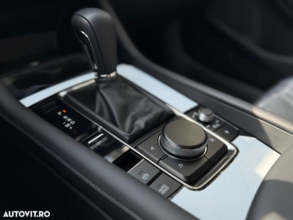 Mazda 3 e-SKYACTIV-G 140 M HYBRID Aut. CENTRE-LINE - 15