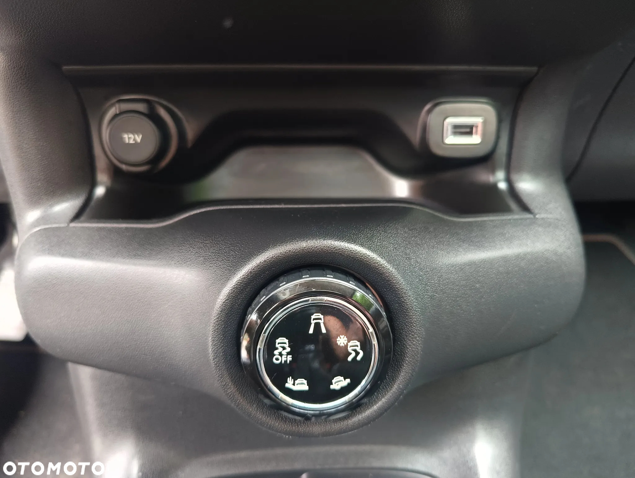 Citroën C4 Cactus 1.2 PureTech Rip Curl S&S - 6