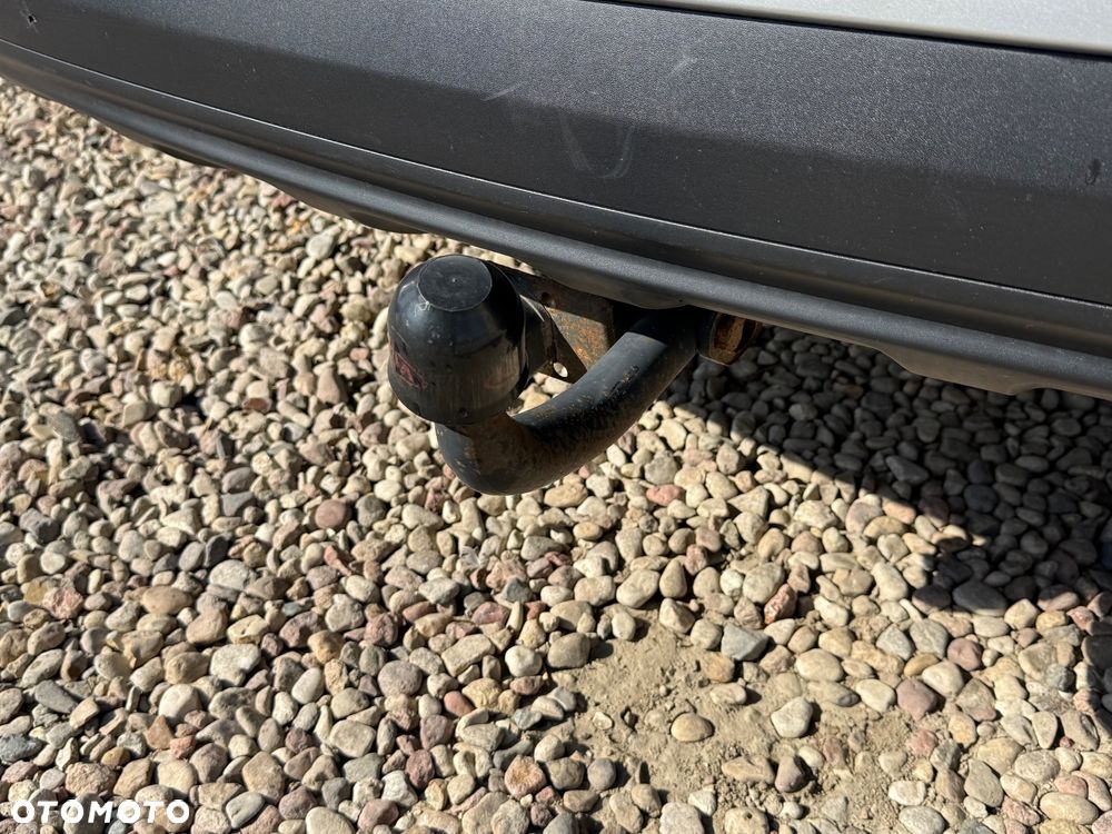 Kia Sportage 2.0 CRDI M - 11