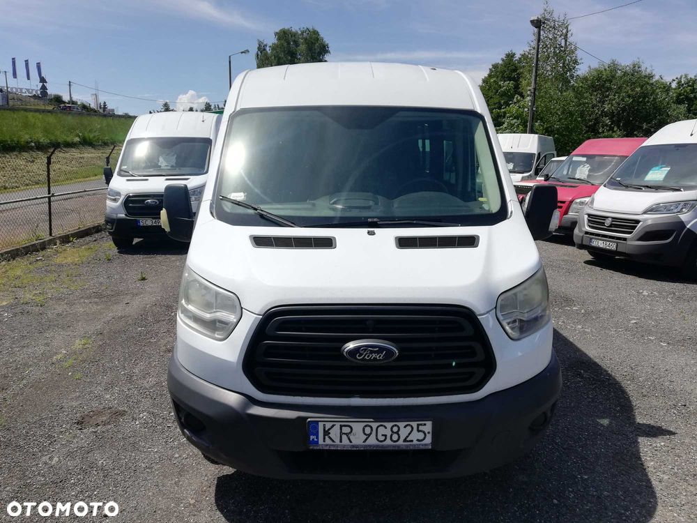 Ford Tourneo Custom - 2