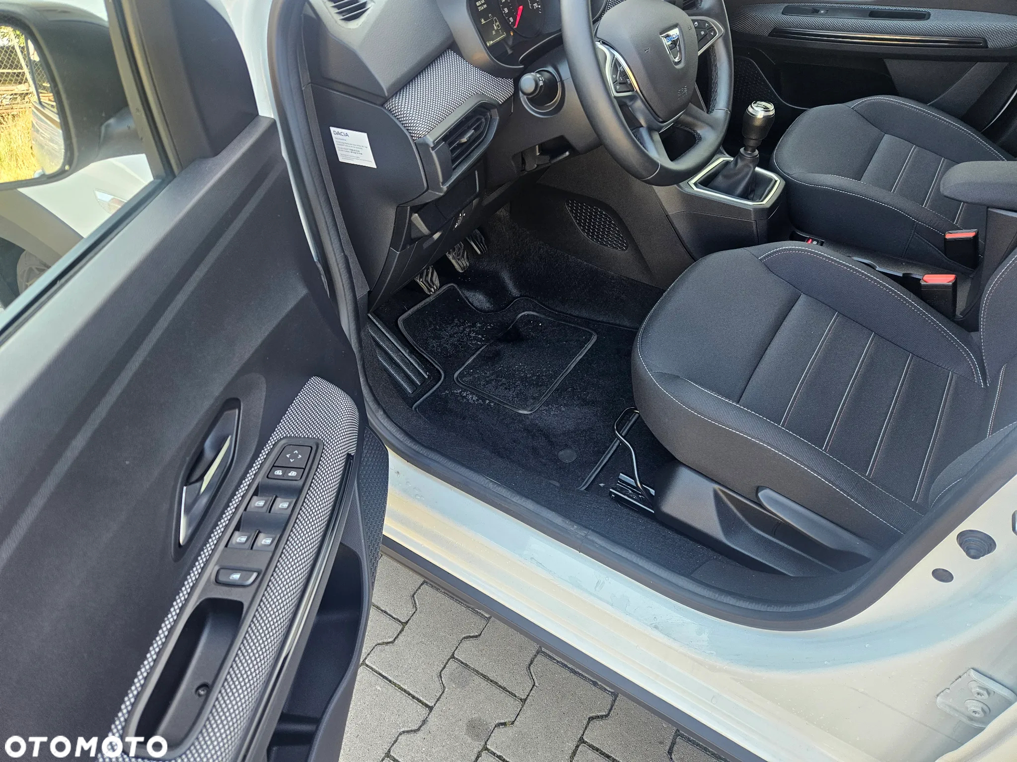 Dacia Jogger 1.0 TCe Extreme 7os - 12