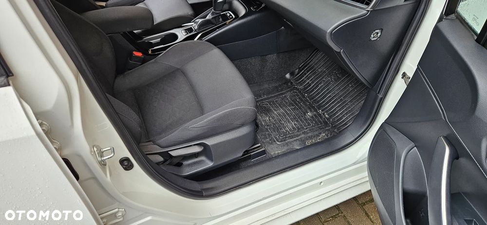 Toyota Corolla 1.8 Hybrid Comfort - 21