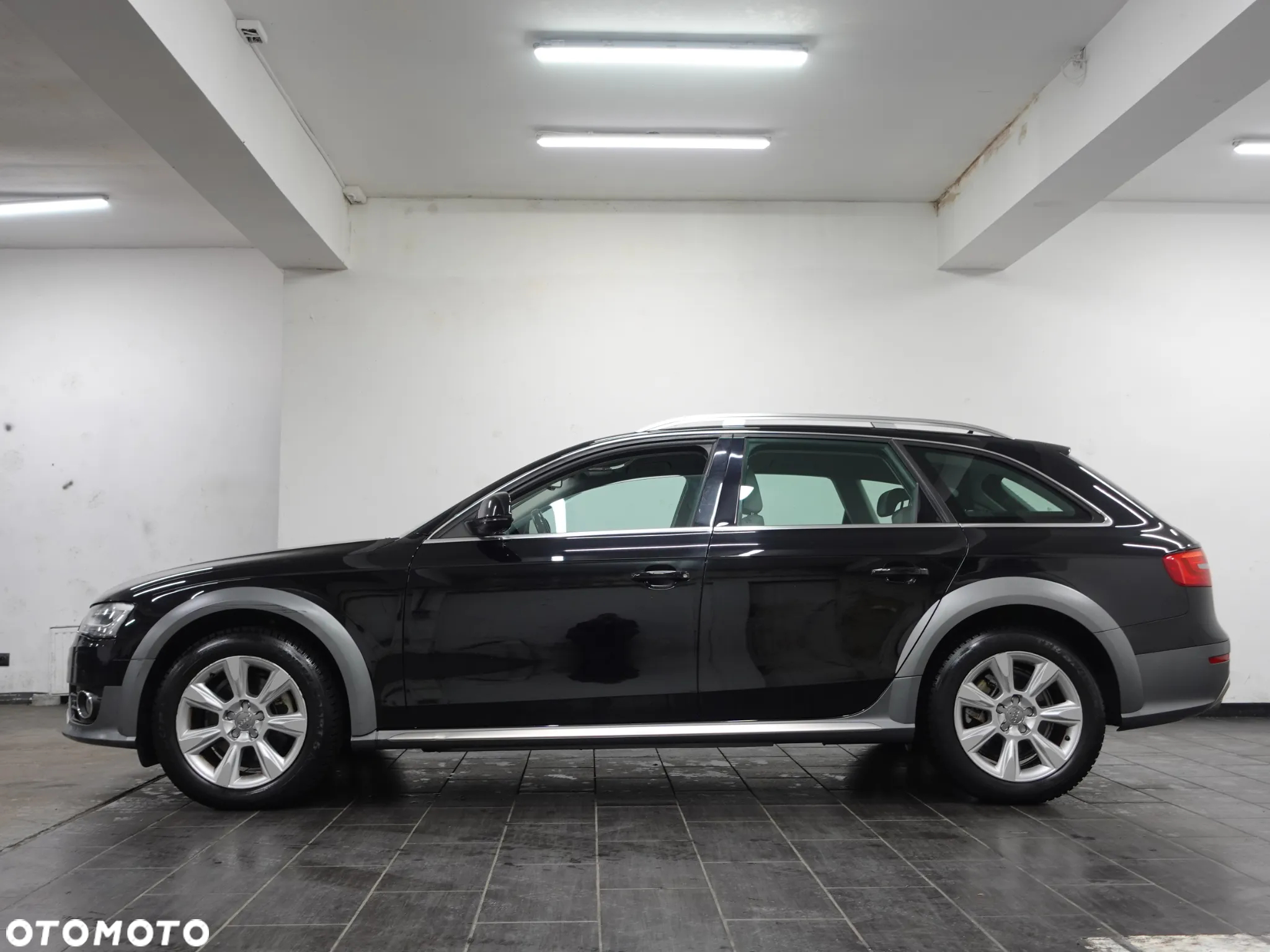 Audi A4 Allroad 2.0 TDI Quattro S tronic - 5