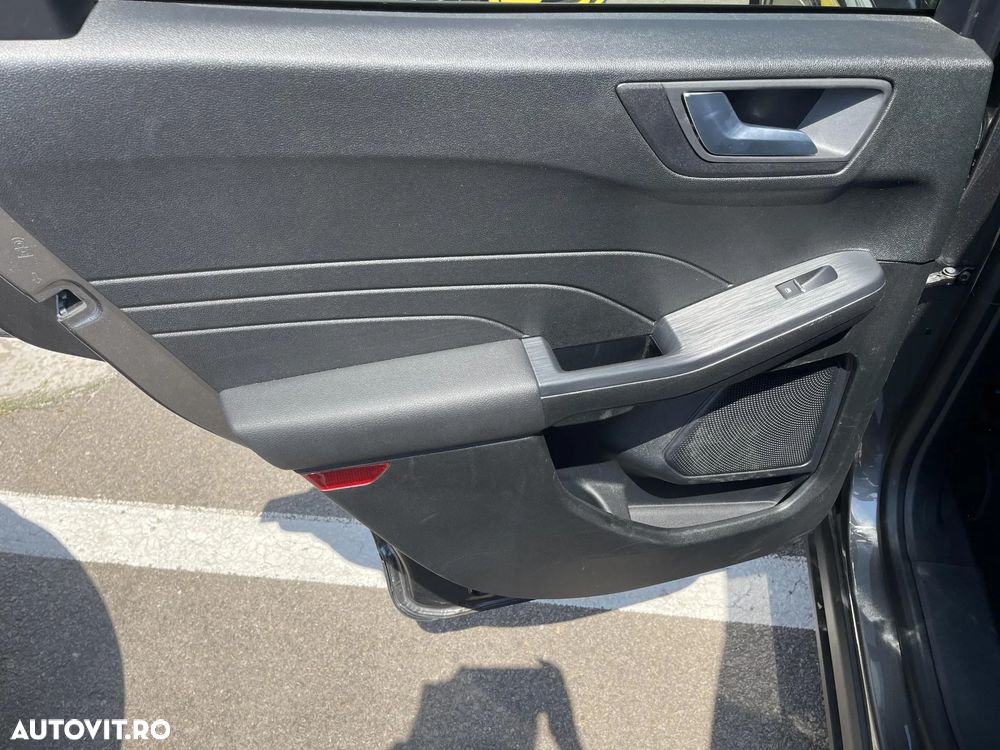 Ford Kuga - 22