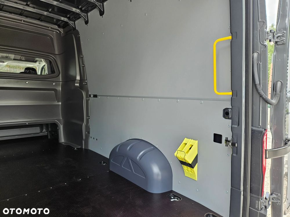 Volkswagen CRAFTER L4H3 NOWY Brygadowy DSG FV23% - 35
