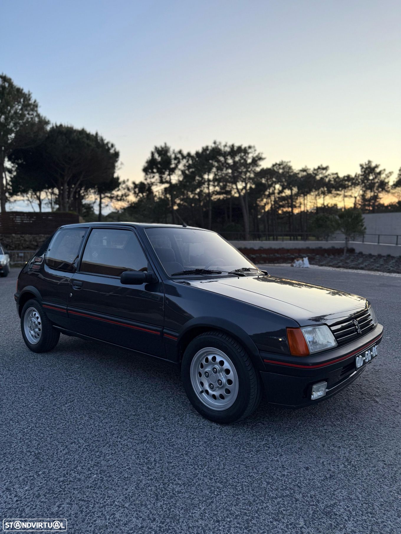 Peugeot 205 1.6 GTi - 1