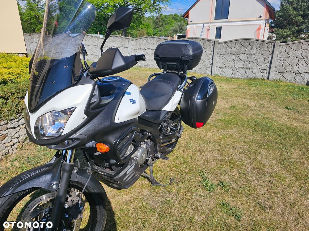 Suzuki V-STROM - 1