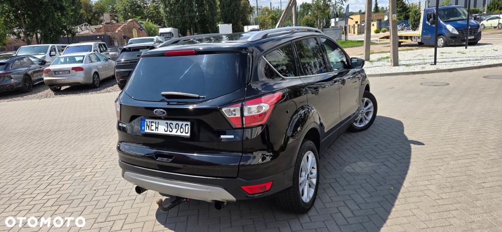Ford Kuga 1.5 EcoBoost 2x4 Titanium - 14