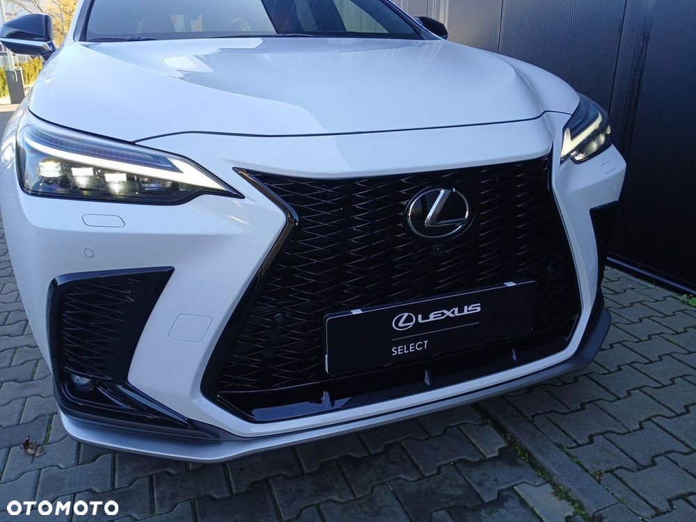 Lexus NX 350h F Sport AWD - 29