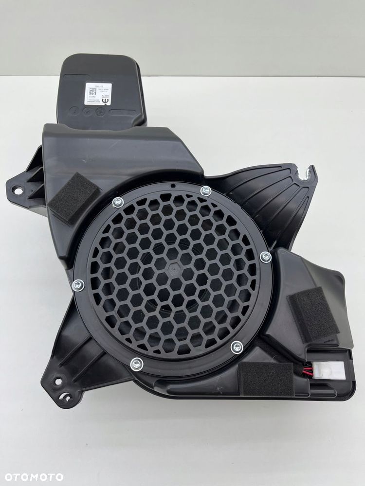 JEEP COMPASS II GŁOŚNIK SUBWOOFER TYŁ 521425060 - 1