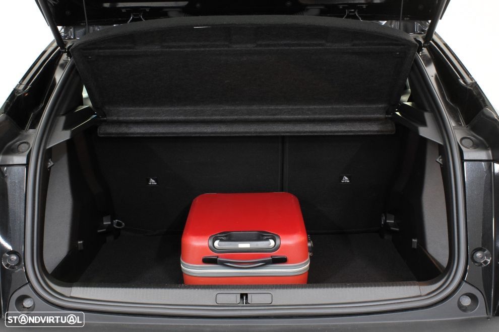 Peugeot 2008 1.2 PureTech Active Pack - 23