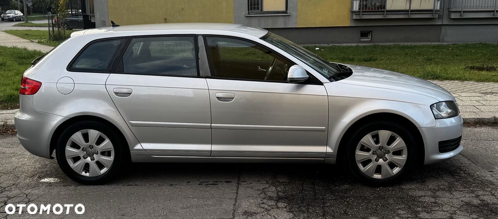 Audi A3 Sportback 2009 photo 4