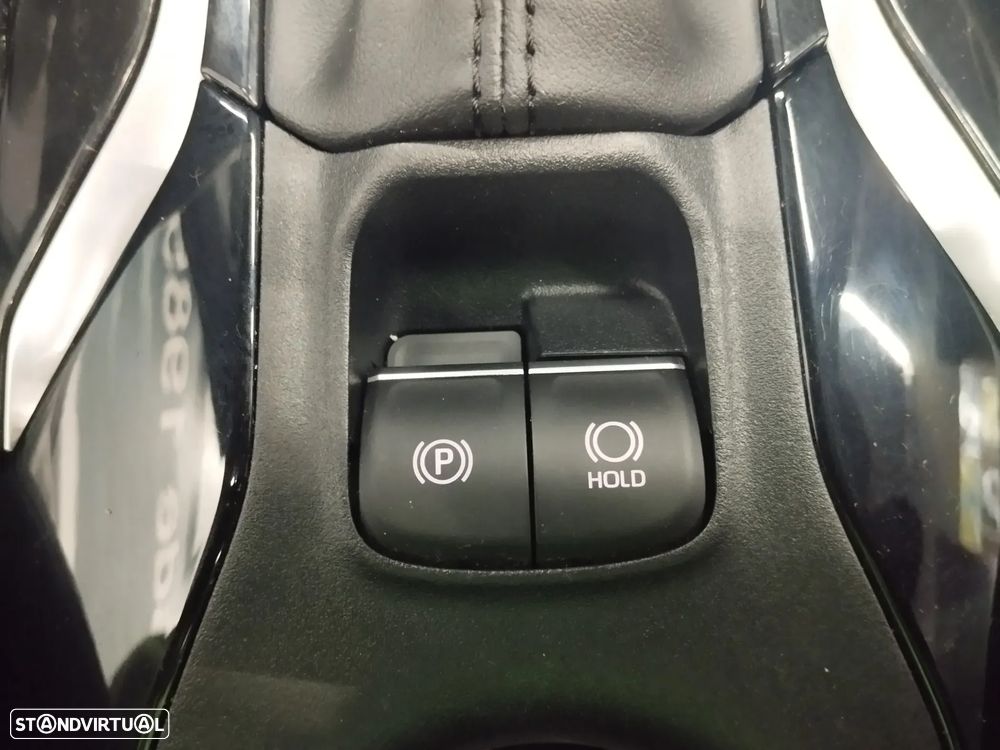 Toyota Corolla 1.8 Hybrid Comfort - 37