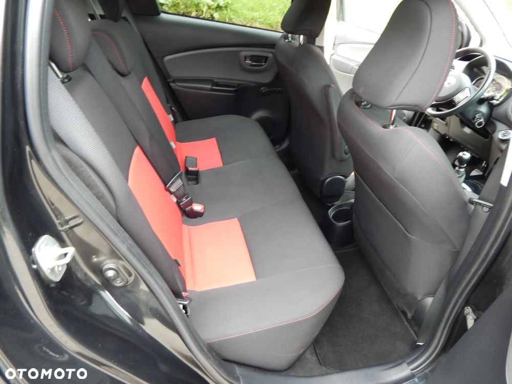 Toyota Yaris 1.33 Premium - 16