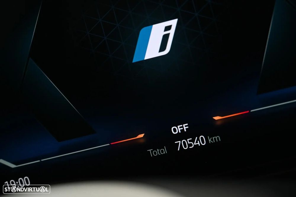 BMW i4 eDrive40 Pack Desportivo M - 18