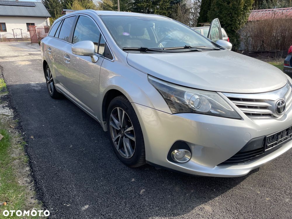 Toyota Avensis 1.6 Edition (2014) - 3