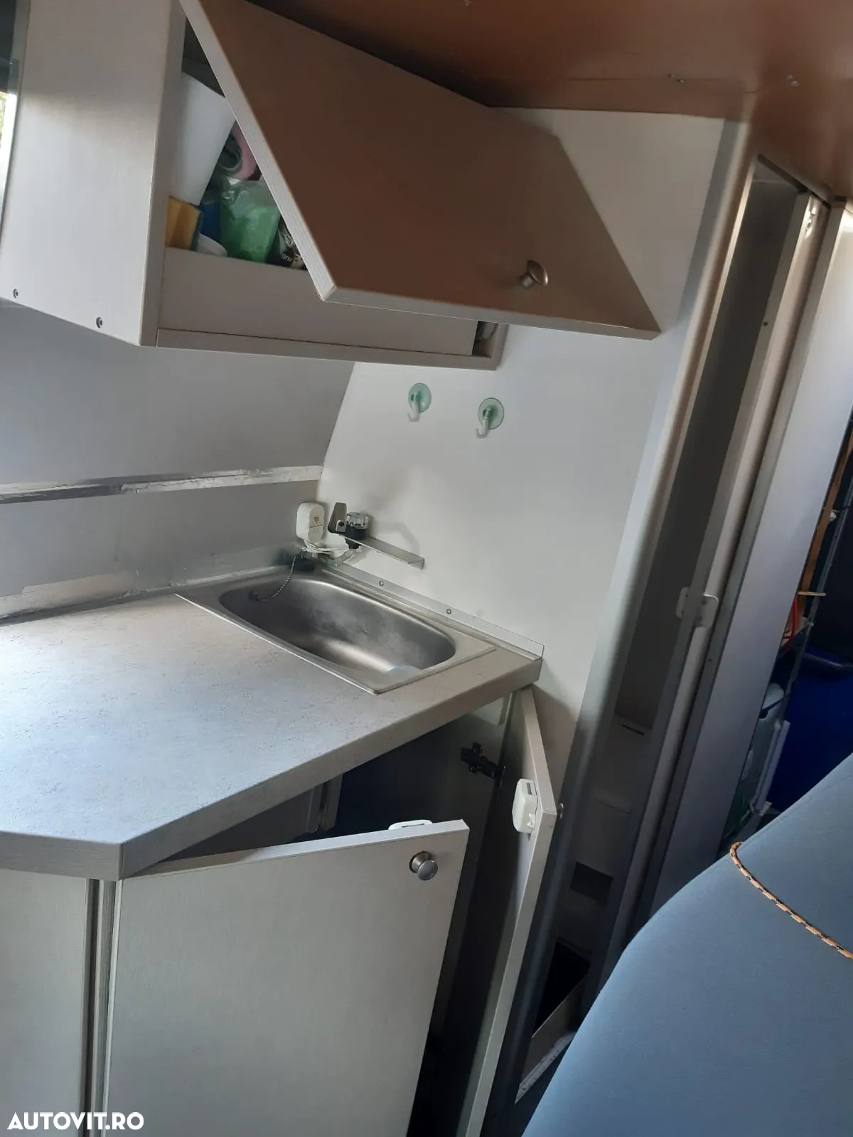 Ford Transit 90 T330 - 14