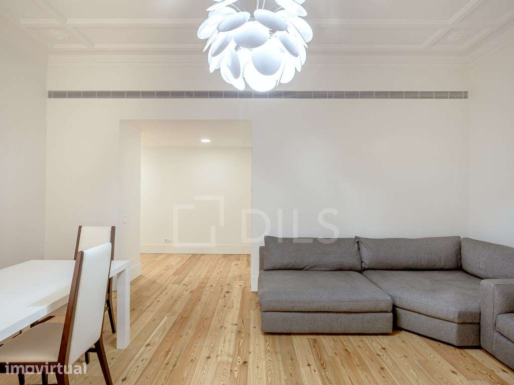 Apartamento T1 Lisboa, renovado, com pátio privativo - Grande imagem: 5/15