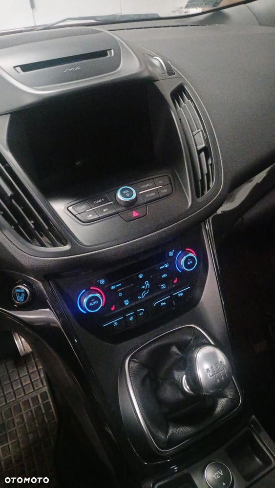 Ford Kuga - 18