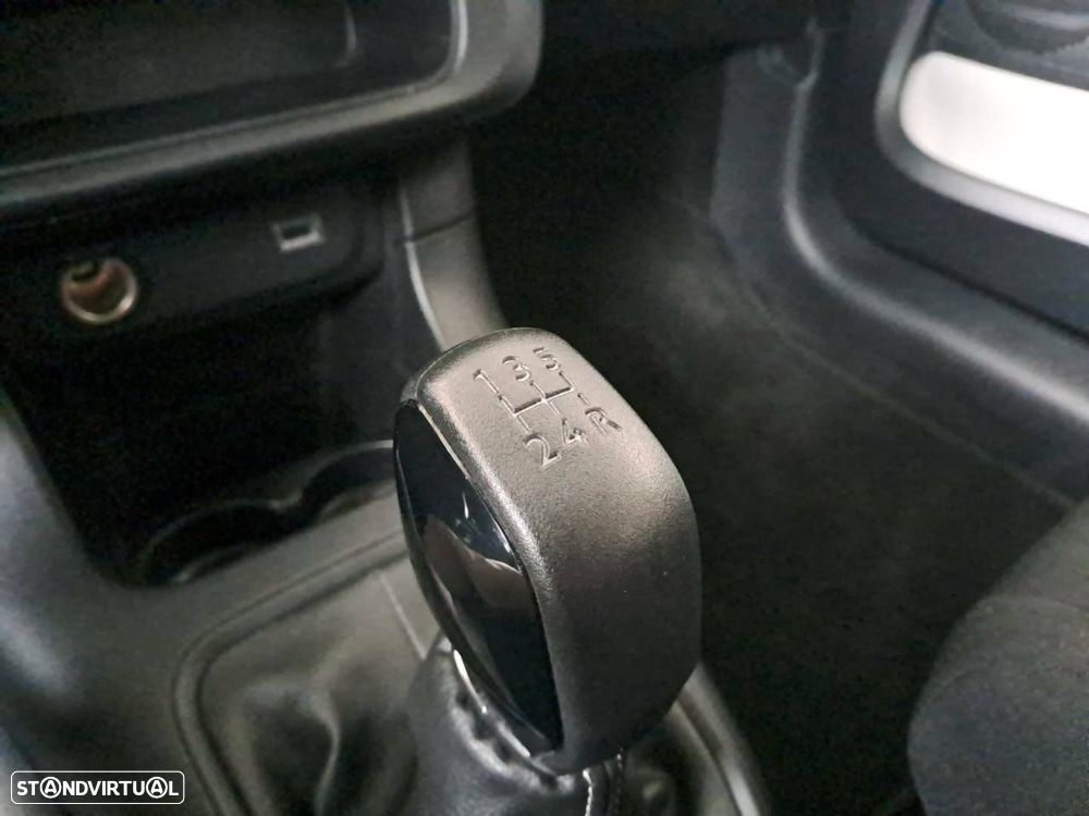 Citroën C3 1.2 PureTech Plus - 19