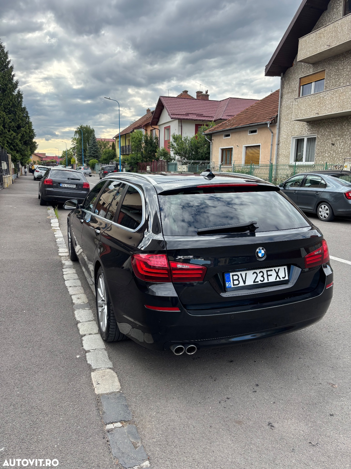 BMW Seria 5 520d xDrive Touring Aut. - 4