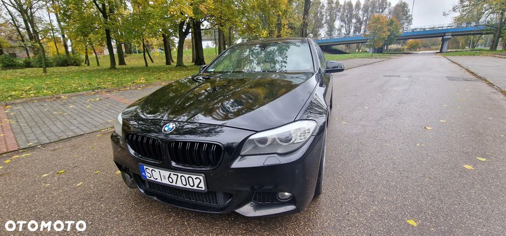 BMW Seria 5 525d xDrive Modern Line - 40