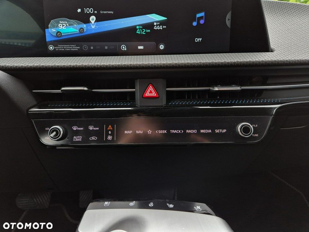 Kia EV6 77.4kWh Plus - 23