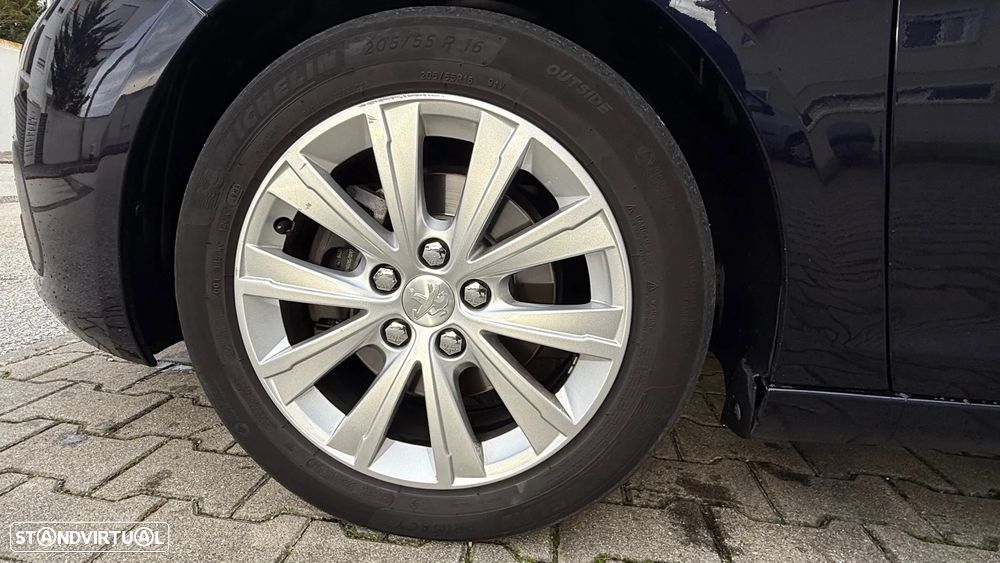 Peugeot 308 BlueHDi FAP 130 Stop & Start Style - 17