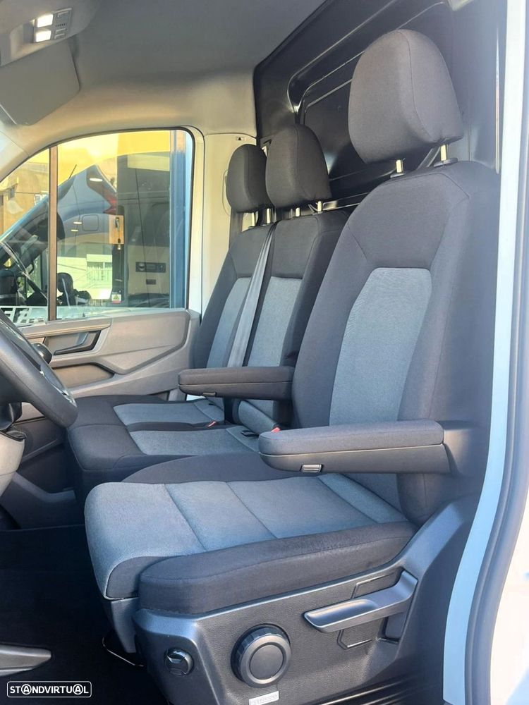 VW Crafter 35 2.0 TDI L5H3 Super Longo Tecto Alto - 32