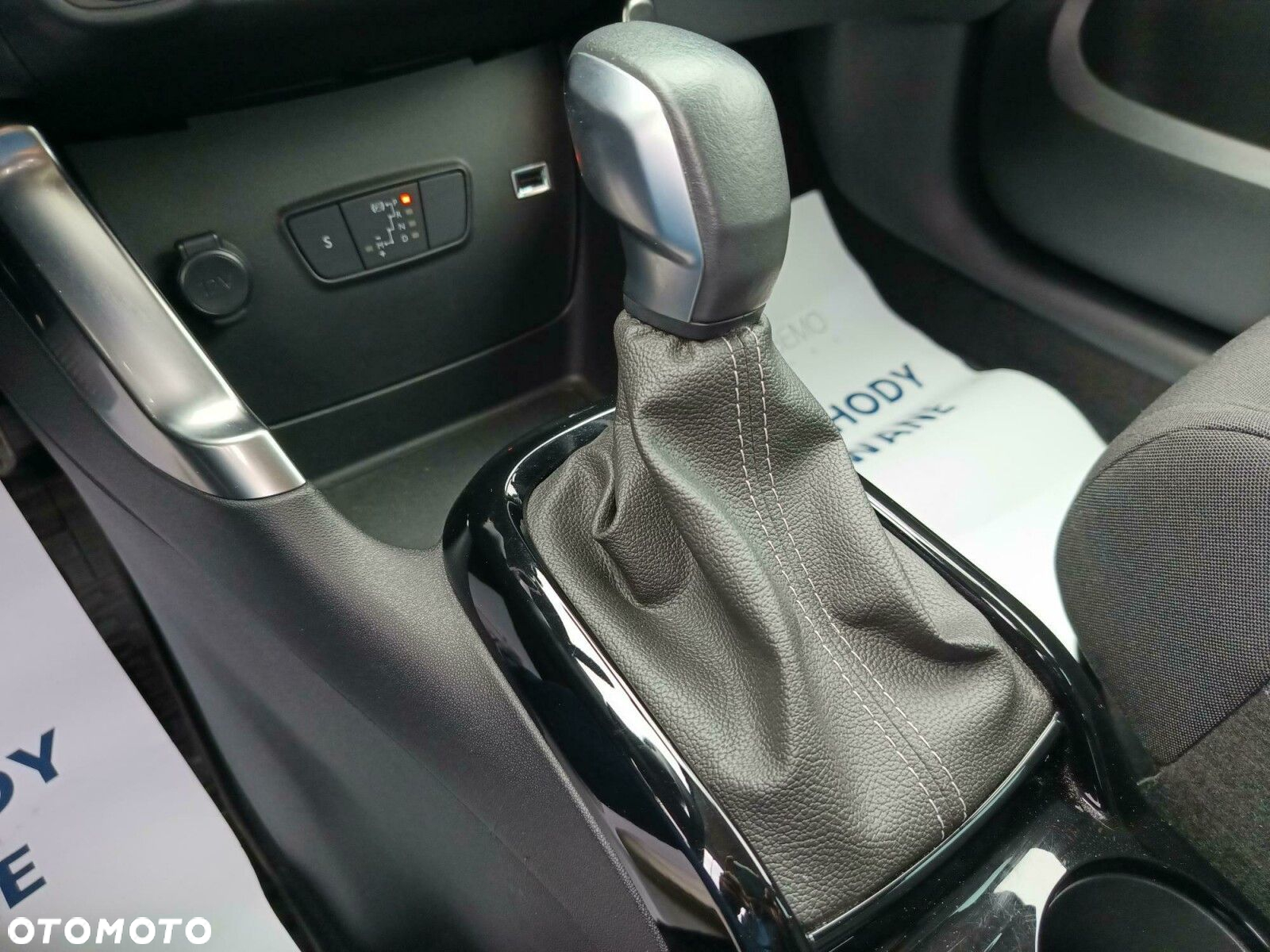 Citroën C3 Aircross 1.2 PureTech Shine S&S EAT6 - 27