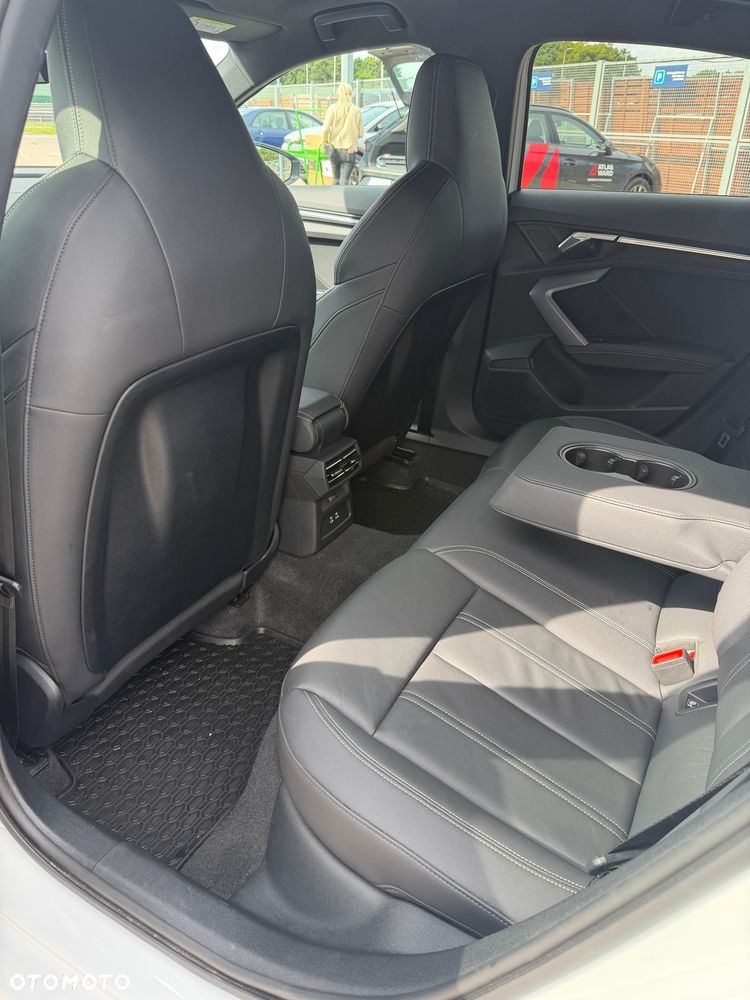 Audi A3 Limousine 30 TFSI S tronic S line - 13
