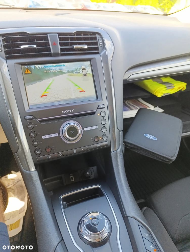 Ford Mondeo 2.0 EcoBlue Titanium - 21