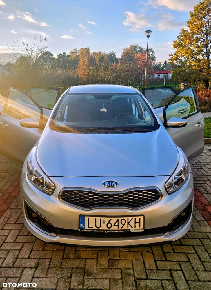 Kia Ceed Cee'd 1.4 CRDi M - 3