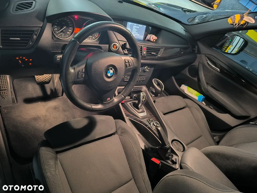 BMW X1 xDrive20i - 12