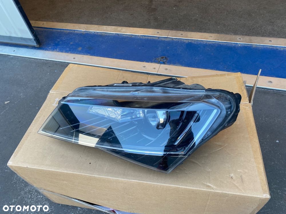 Skoda Superb Super-b Super B III 3 lift fl  lampa przednia lewa lewy przód REFLEKTOR LEWY przedni PRZÓD bixenon biksenon bi xenon bi xenonowe  EUROPA 3V1941015A 3V1.941.015A  soczewka - 21